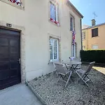 Les Continents Maison Spacieuse 4 Belles Parking Privatif Terrasse A 5 Mn A Pied Tous Commerces Et 20 Mn Omaha Et A 15 Mn De Bayeux Σπίτι διακοπών Le Molay-Littry