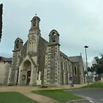 Les Continents Maison Spacieuse 4 Belles Parking Privatif Terrasse A 5 Mn A Pied Tous Commerces Et 20 Mn Omaha Et A 15 Mn De Bayeux * Le Molay-Littry