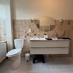 Σπίτι διακοπών Les Continents Maison Spacieuse 4 Belles Parking Privatif Terrasse A 5 Mn A Pied Tous Commerces Et 20 Mn Omaha Et A 15 Mn De Bayeux Le Molay-Littry