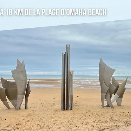 Les Continents Maison Spacieuse 4 Belles Parking Privatif Terrasse A 5 Mn A Pied Tous Commerces Et 20 Mn Omaha Et A 15 Mn De Bayeux 別荘 Le Molay-Littry