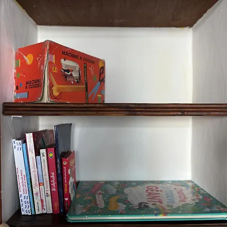 Les Continents Maison Spacieuse 4 Belles Parking Privatif Terrasse A 5 Mn A Pied Tous Commerces Et 20 Mn Omaha Et A 15 Mn De Bayeux * Le Molay-Littry