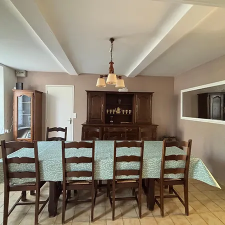 Les Continents Maison Spacieuse 4 Belles Parking Privatif Terrasse A 5 Mn A Pied Tous Commerces Et 20 Mn Omaha Et A 15 Mn De Bayeux *