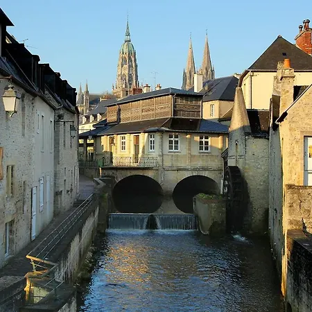 Prázdninový dům Les Continents Maison Spacieuse 4 Belles Parking Privatif Terrasse A 5 Mn A Pied Tous Commerces Et 20 Mn Omaha Et A 15 Mn De Bayeux Le Molay-Littry