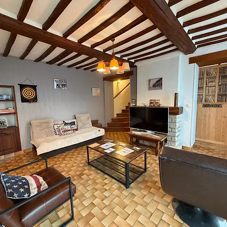 Les Continents Maison Spacieuse 4 Belles Parking Privatif Terrasse A 5 Mn A Pied Tous Commerces Et 20 Mn Omaha Et A 15 Mn De Bayeux Holiday home *