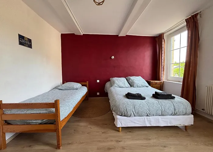 Les Continents Maison Spacieuse 4 Belles Parking Privatif Terrasse A 5 Mn A Pied Tous Commerces Et 20 Mn Omaha Et A 15 Mn De Bayeux Le Molay-Littry