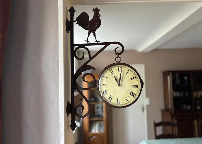 Holiday home Les Continents Maison Spacieuse 4 Belles Parking Privatif Terrasse A 5 Mn A Pied Tous Commerces Et 20 Mn Omaha Et A 15 Mn De Bayeux *