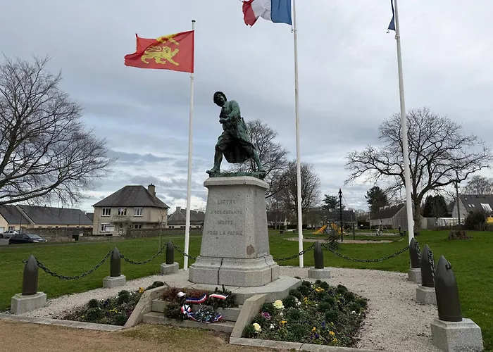 Les Continents Maison Spacieuse 4 Belles Parking Privatif Terrasse A 5 Mn A Pied Tous Commerces Et 20 Mn Omaha Et A 15 Mn De Bayeux * Le Molay-Littry